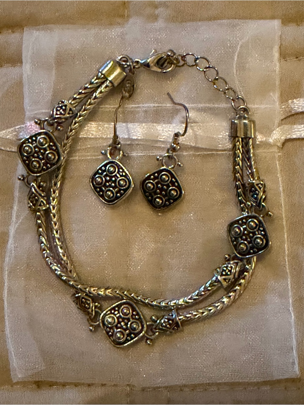 Silver-Tone Medallion Bracelet and Earrings Set